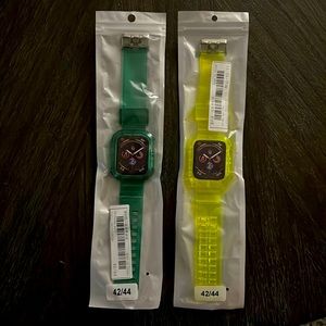 2 Apple Watch bands for size 42/44 mm